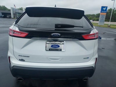 2020 Ford Edge SE