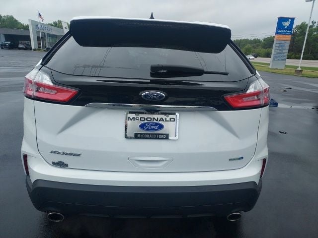 2020 Ford Edge SE