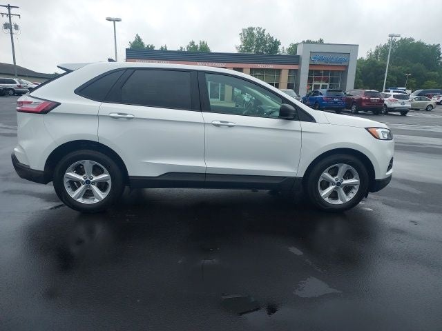 2020 Ford Edge SE