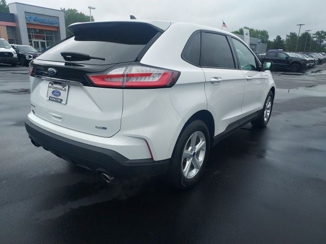 2020 Ford Edge SE