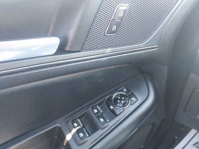 2023 Ford Edge SE