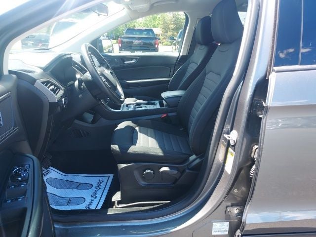 2023 Ford Edge SE