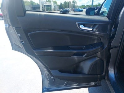2023 Ford Edge SE