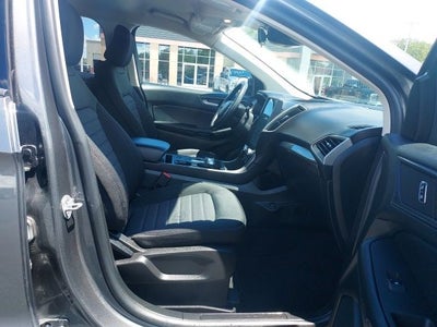 2023 Ford Edge SE