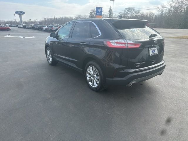2022 Ford Edge Titanium