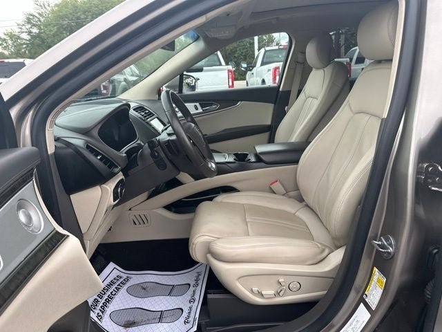 2019 Lincoln Nautilus Reserve