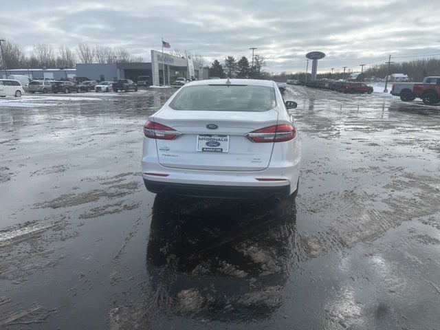 2020 Ford Fusion SE