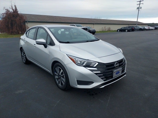 2023 Nissan Versa 1.6 SV