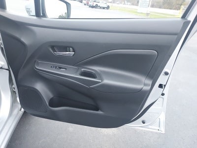 2023 Nissan Versa 1.6 SV