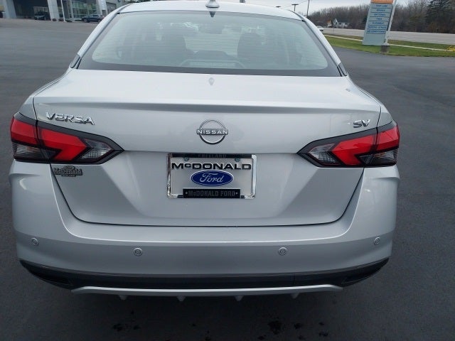 2023 Nissan Versa 1.6 SV