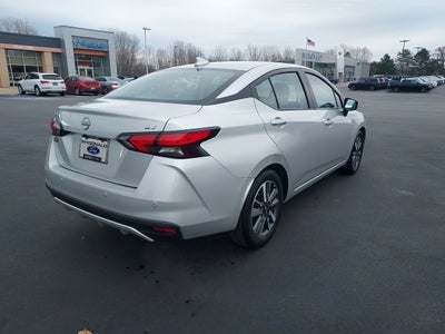 2023 Nissan Versa 1.6 SV