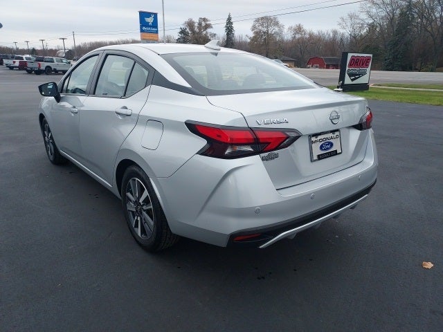 2023 Nissan Versa 1.6 SV