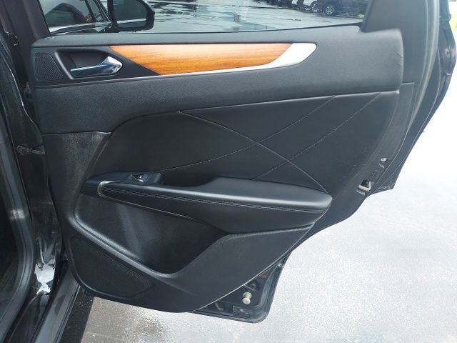 2015 Lincoln MKC Base