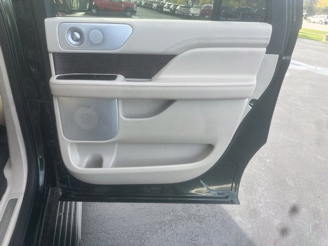 2021 Lincoln Navigator L Reserve
