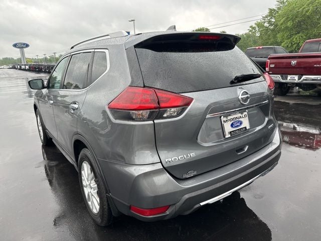 2020 Nissan Rogue SV