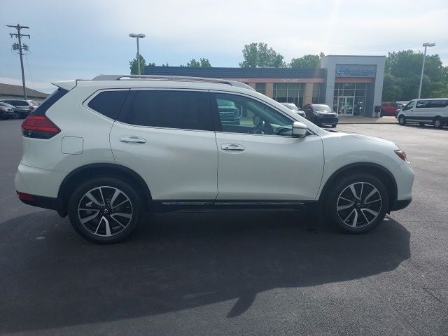 2017 Nissan Rogue SL