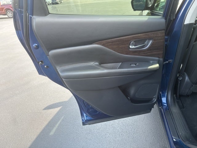 2022 Nissan Murano Platinum