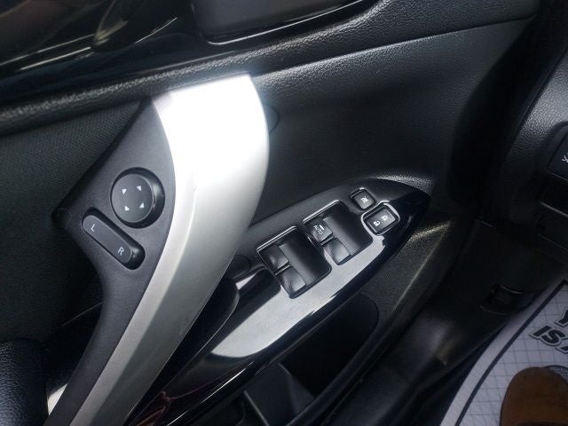 2023 Mitsubishi Eclipse Cross LE