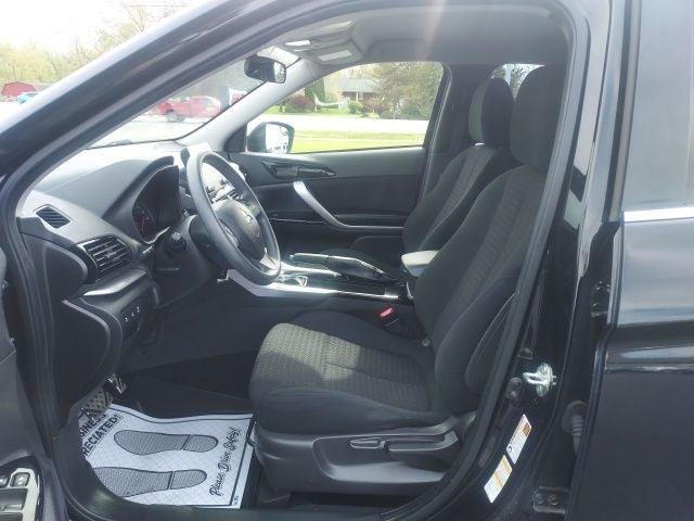 2023 Mitsubishi Eclipse Cross LE