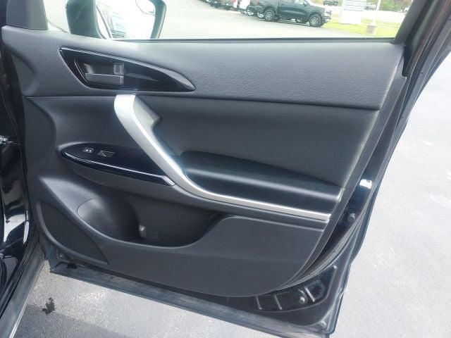 2023 Mitsubishi Eclipse Cross LE