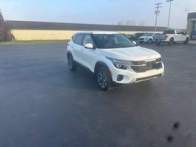 2025 Kia Seltos LX