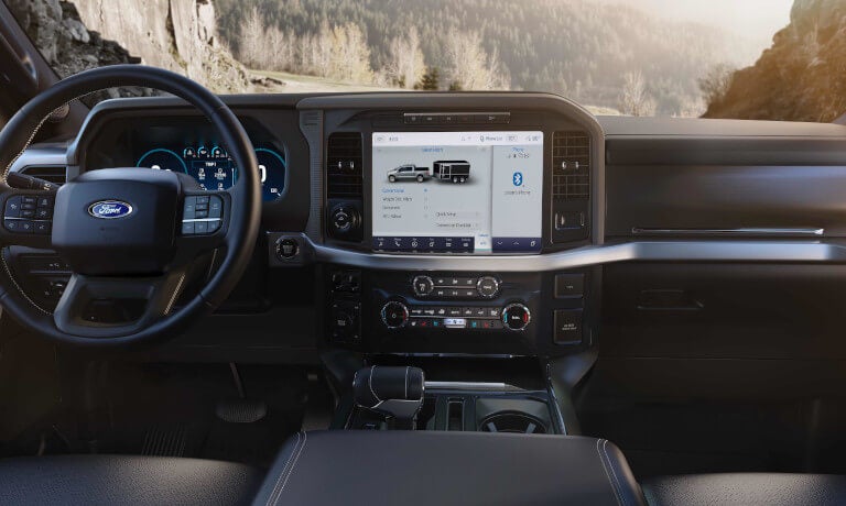 2025 Ford F-150 infotainment system with towing info